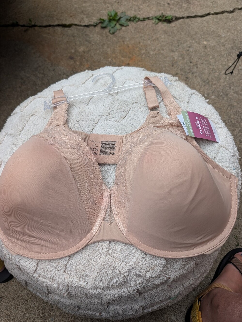 Olga By Warners Nude Lace-Trim Full Coverage Bra - Women Intimates Size 44D NWT